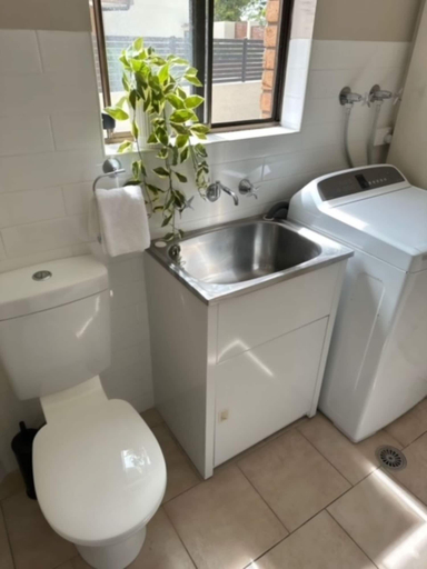 Bathroom 10
