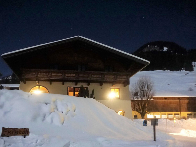 Exterior 2, Private Chalet in Grossarl With Sauna and Beautiful View, Sankt Johann im Pongau