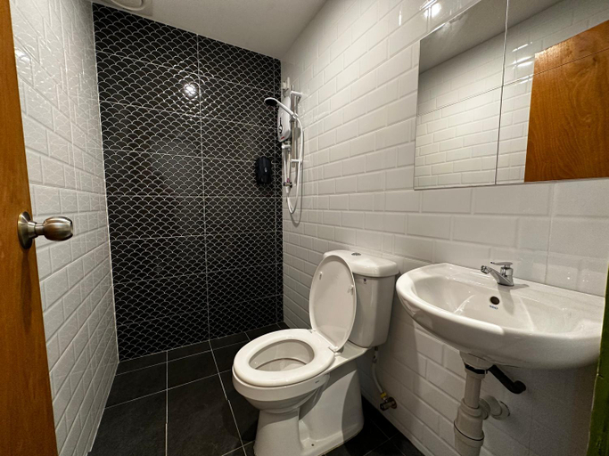 Bathroom 3, Olive Bedz Hotel, Kinta