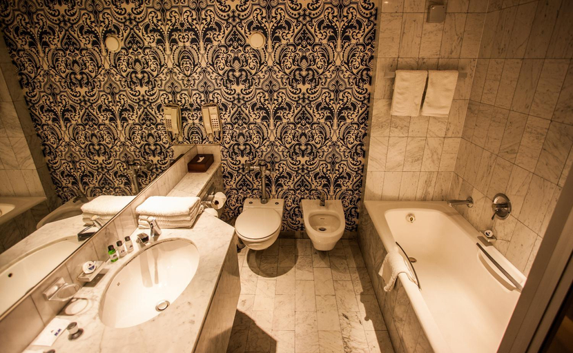 Bathroom 4, The Royal Hotel Durban, eThekwini