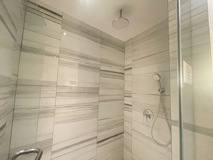 Bathroom 5