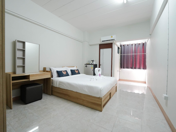 Bedroom 3, RoomQuest SPS Hotel and Residence, Khlong Luang