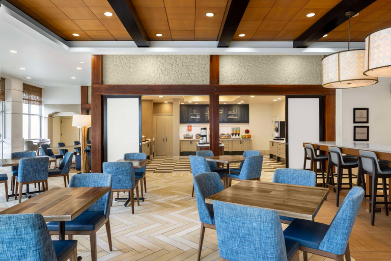 Food & Drinks 3, Hampton Inn & Suites by Hilton San Juan