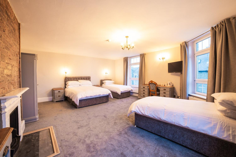 Bedroom 3, Churchill's Hotel, Barnsley