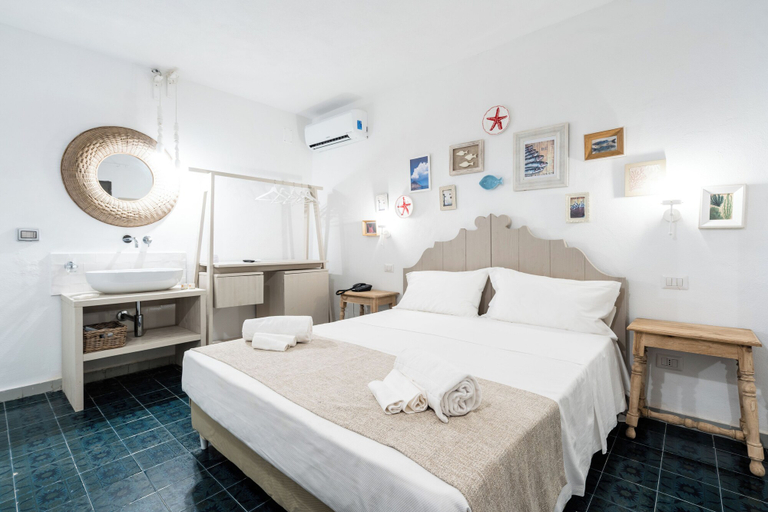 Bedroom 4, La Sciara Resort Hotel, Messina