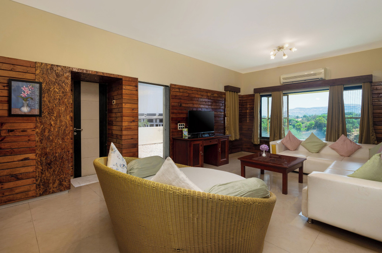 Bedroom 4, Camel Valley Resort & Spa, Nashik
