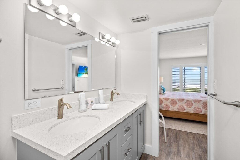 Bathroom 4, Pelicans Roost 201 2 Bedroom Condo, Lee