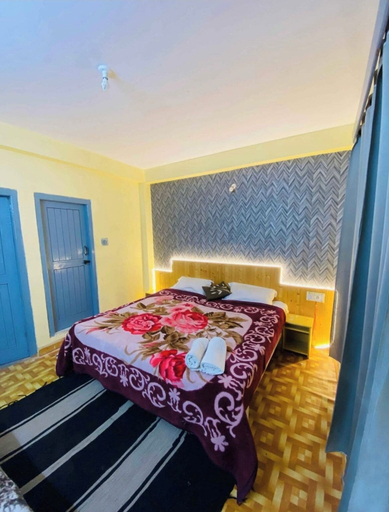 Bedroom 3, Karnataka House, Rudraprayag
