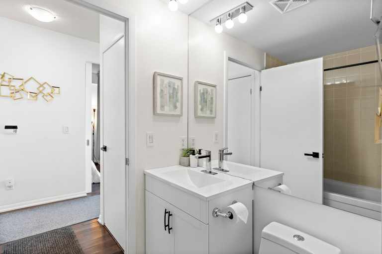 Bathroom 4, Toronto Waterfront Stay, Toronto