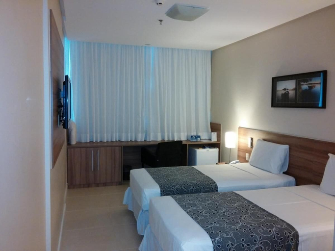Bedroom 4, Days Inn Linhares, Linhares