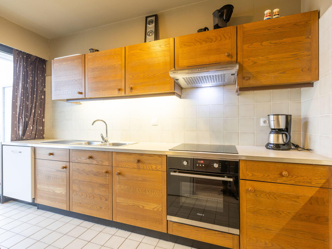 Others 3, Apartment with a beautiful terrace and sea view, West-Vlaanderen