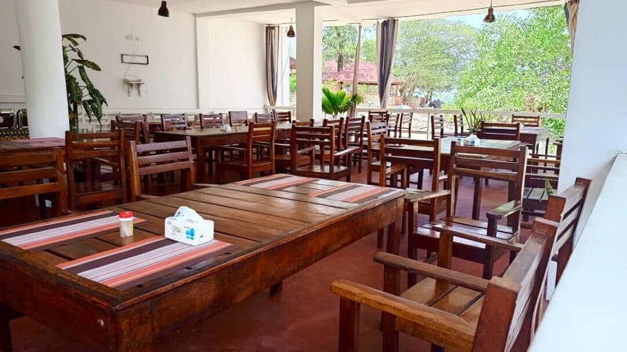 Food & Drinks 2, COMPANERO RESORT, Western Rural