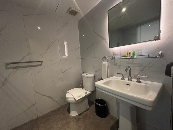 Bathroom 6