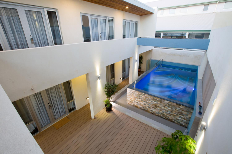 Sport & Beauty 2, 30 Arundel Accommodation, Fremantle