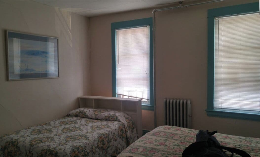 Bedroom 5, Dinsmore Hotel, Division No. 12