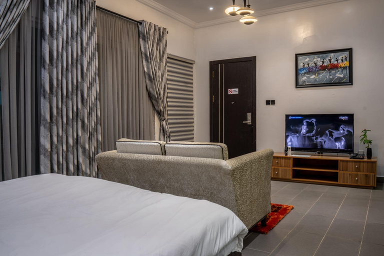 Bedroom 3, Nelson Mandela Gardens, Oshimili North