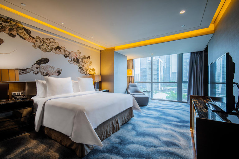 Bedroom 3, Four Seasons Hotel Shenzhen, Shenzhen