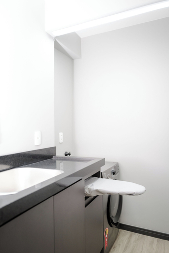 Bathroom 3, Cidade das bicicletas, Joinvile