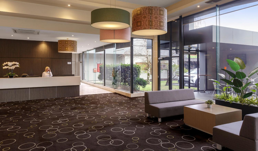 Public Area 3, Dorset Gardens Hotel, Maroondah - Croydon