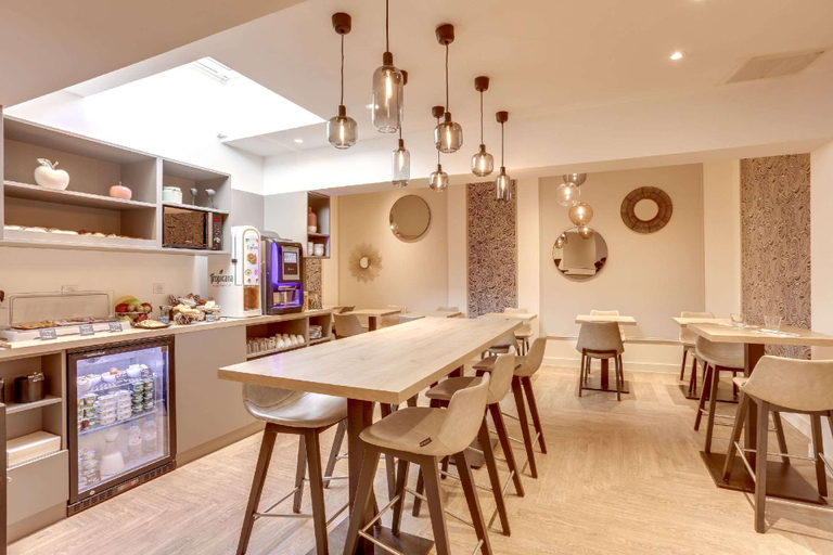 Food & Drinks 5, Hotel Courseine, Hauts-de-Seine