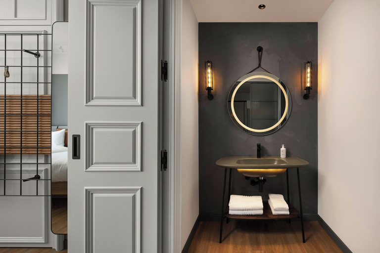 Others 5, Moxy Istanbul Taksim, Beyoğlu