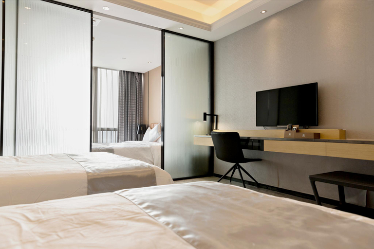 Bedroom 12