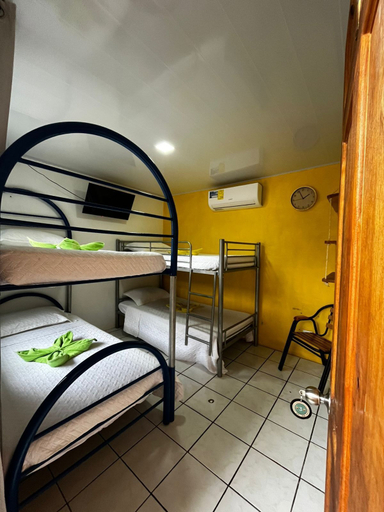 Others 5, Cabinas Golfito, Golfito