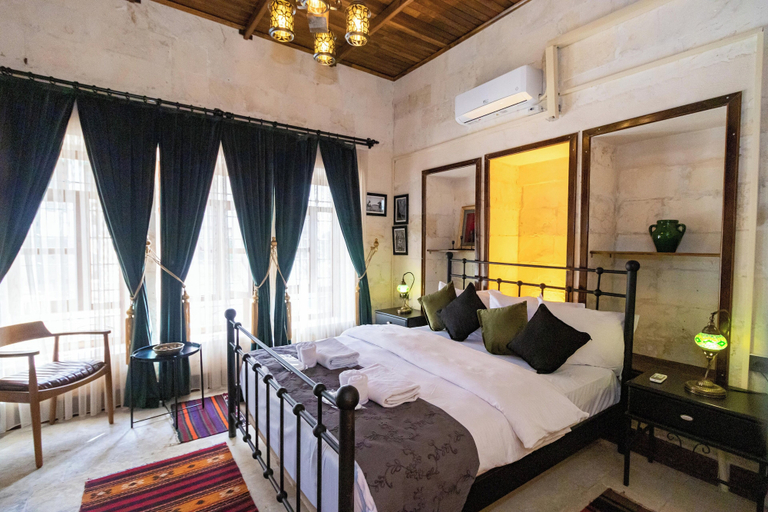 Bedroom 4, Nomad Inn, Merkez