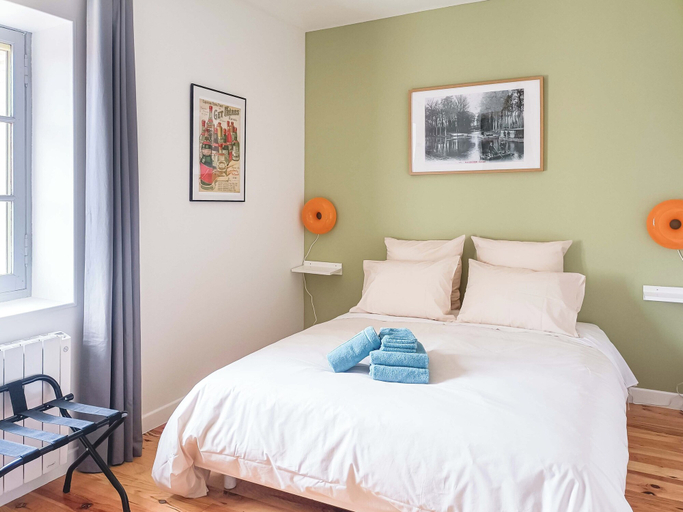 Bedroom 2, La Bonne Planque, Aude