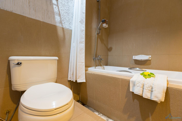 Bathroom 4, Krabi Aquamarine Resort - SHA Extra Plus, Mueang Krabi