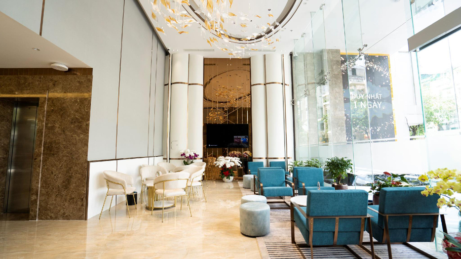 Food & Drinks 5, Celine Living - Central, District 3