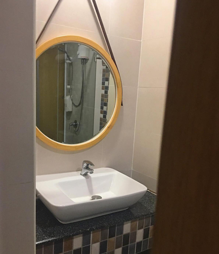 Bathroom 4