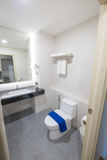 Bathroom 4, Siri Regent, Muang Nakhon Phanom