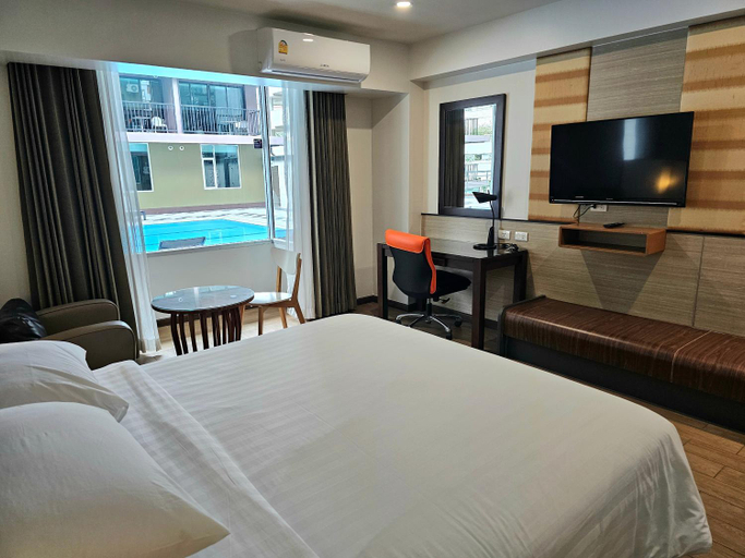 Bedroom 25