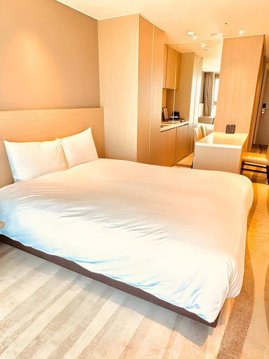 Bedroom 3, Saint Beach Hotel, Jeju