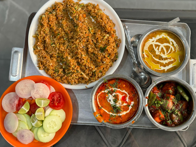 Food & Drinks, Royal Inn, Jammu