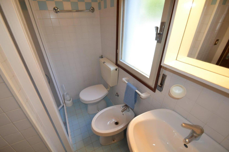 Bathroom 2, Comfy flat 80m from the beach - Beahost, Venezia