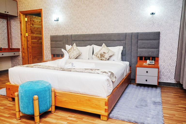 Bedroom 2, Tha Nickolee Hotel, Kieni