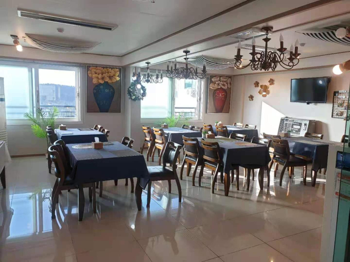 Food & Drinks 5, H.Y Choi Hostel, Seogwipo