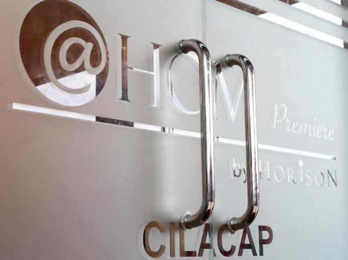 Bathroom, @Hom Premiere Cilacap, Cilacap