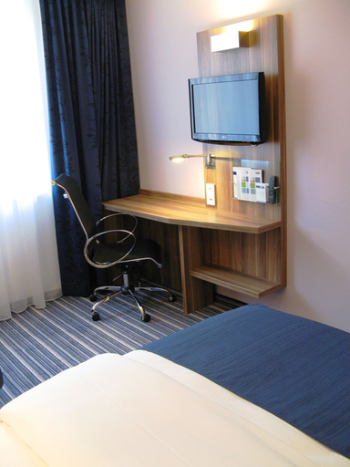 Bedroom 29
