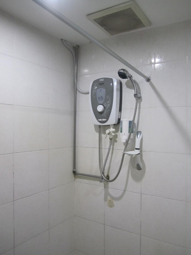 Bathroom 8