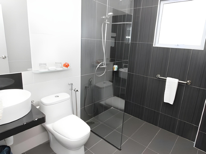 Bathroom 3