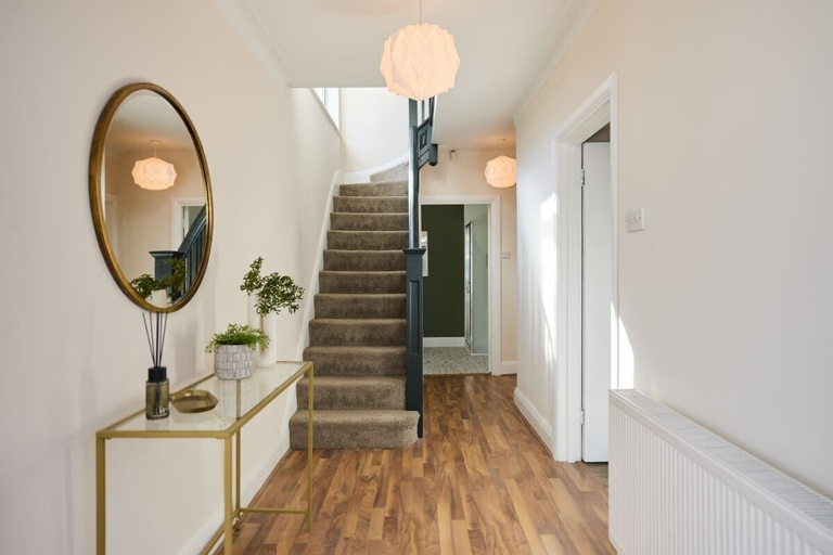 Others 5, The Randall Retreat Spacious 4bdr Home With Garden, London