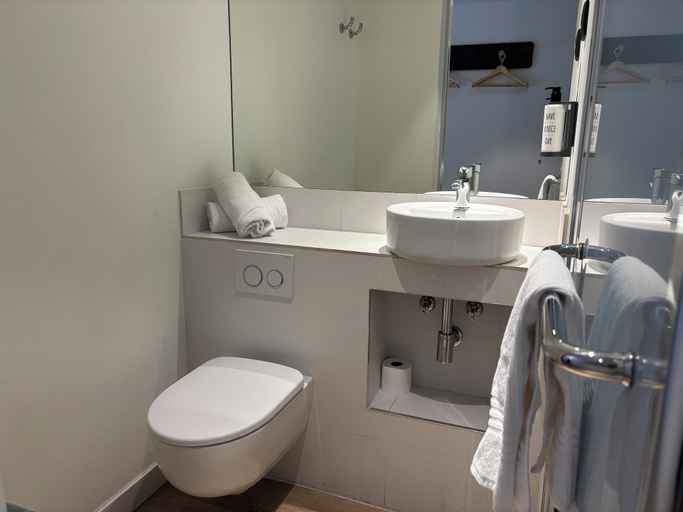Bathroom 4, Four Points Flex by Sheraton Madrid Atocha, Madrid