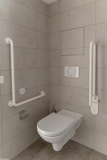Bathroom 4, Los Lorentes Apartments Bern City, Bern