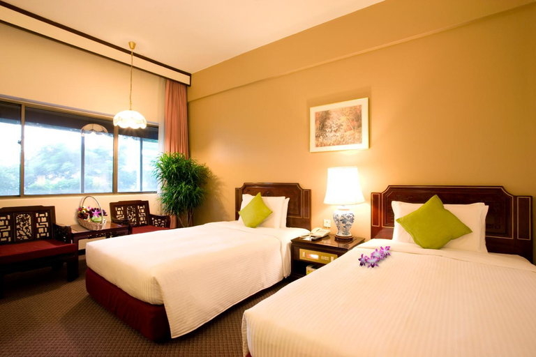 Bedroom 12