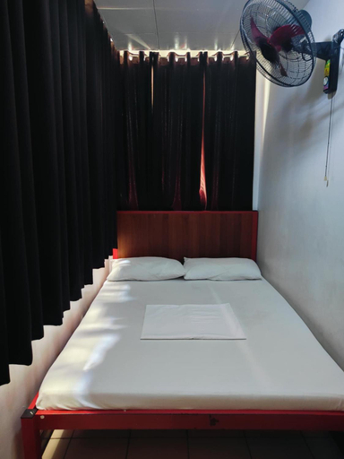 Bedroom 16