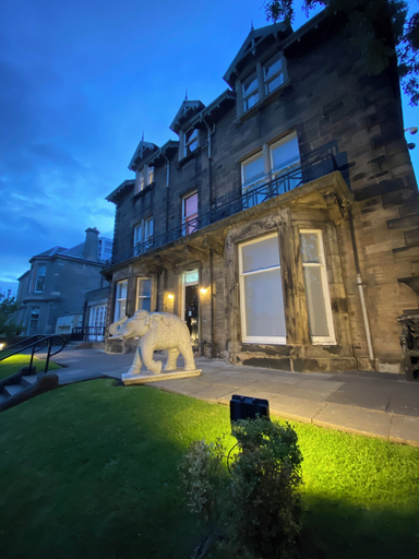 Exterior & Views 2, No 6 West Coates, Edinburgh