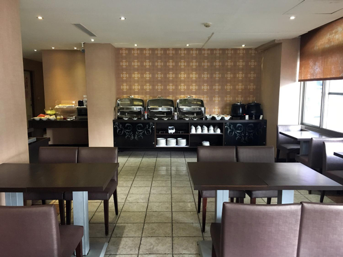 Food & Drinks 5, The Riverside Hotel & Motel, Kaohsiung